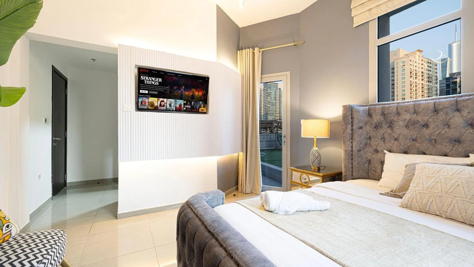Villa With Private Pool & Huge Terrace Overlooking The Marina Dubai United Arab Emirates