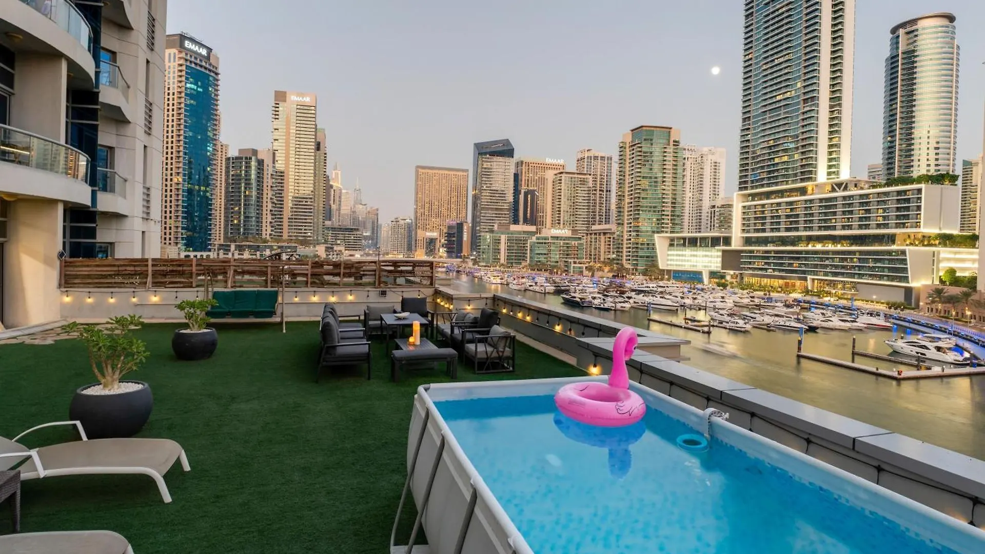 Holiday home Villa With Private Pool & Huge Terrace Overlooking The Marina Dubai